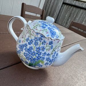 New Grace Teaware Floral Blue and White Teapot Forget Me Not Spring